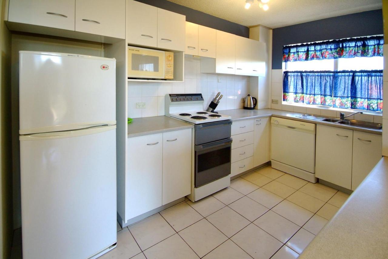 Tradewinds Apartments Coffs Harbour Room photo